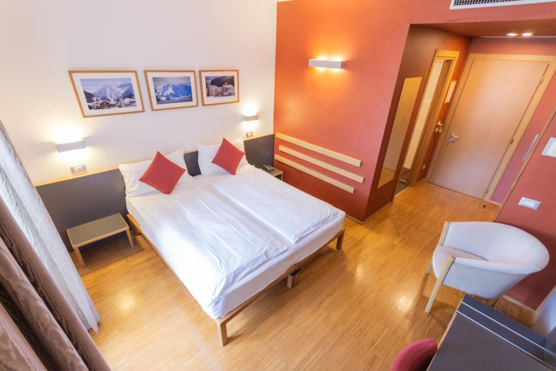 Hotel Cortese Armeno Exterior foto