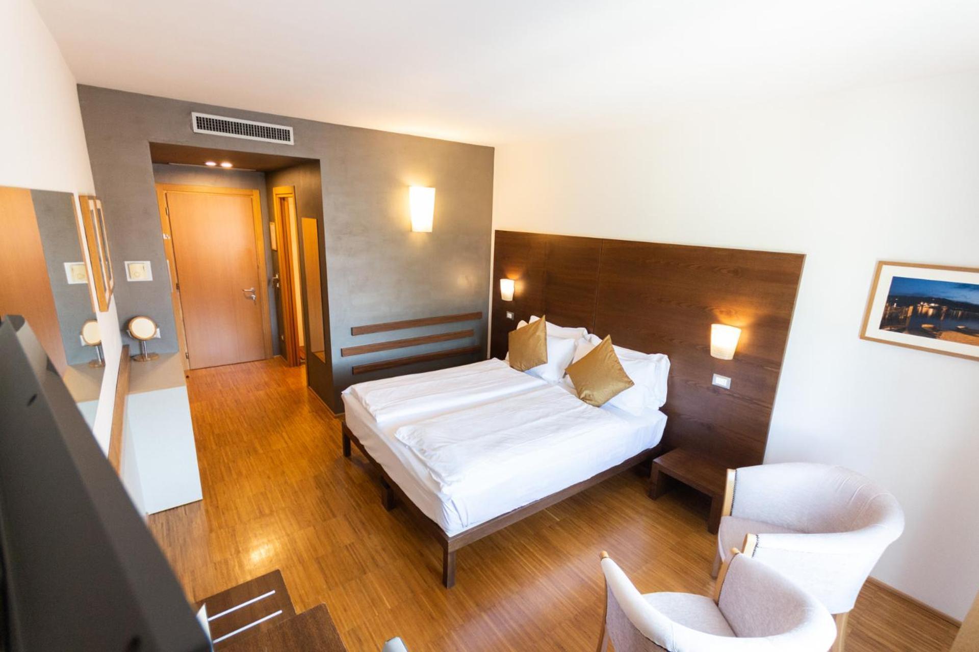 Hotel Cortese Armeno Exterior foto